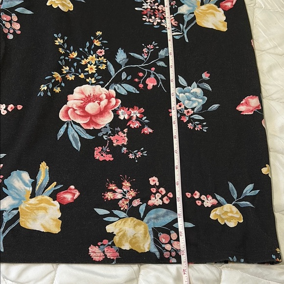 Current Air Pencil Skirt - Picture 4 of 7